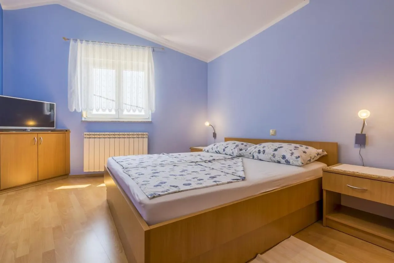 Apartments By The Sea Selce, Crikvenica - 5367